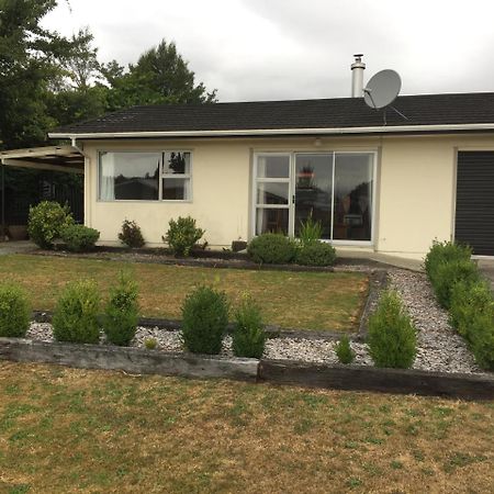 Alfresco Eatery And Historic Villas Reefton Exterior photo